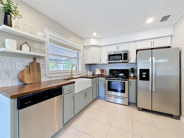 Farmhouse Updated Kitchen