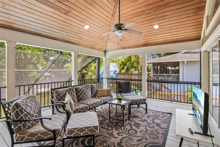 SECOND FLOOR COVERED PATIO