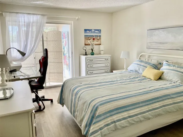 Spacious bedroom