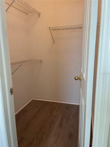 walk in closet