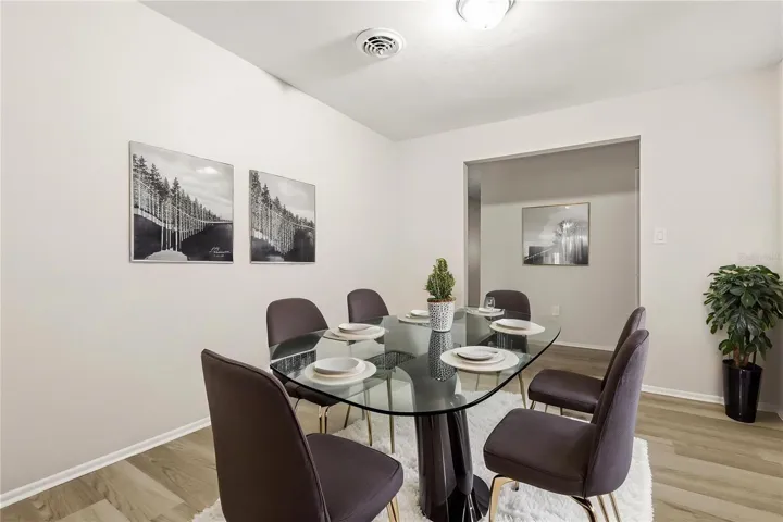 Virtually staged - Dining room