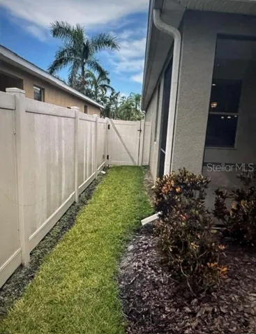 Side yard