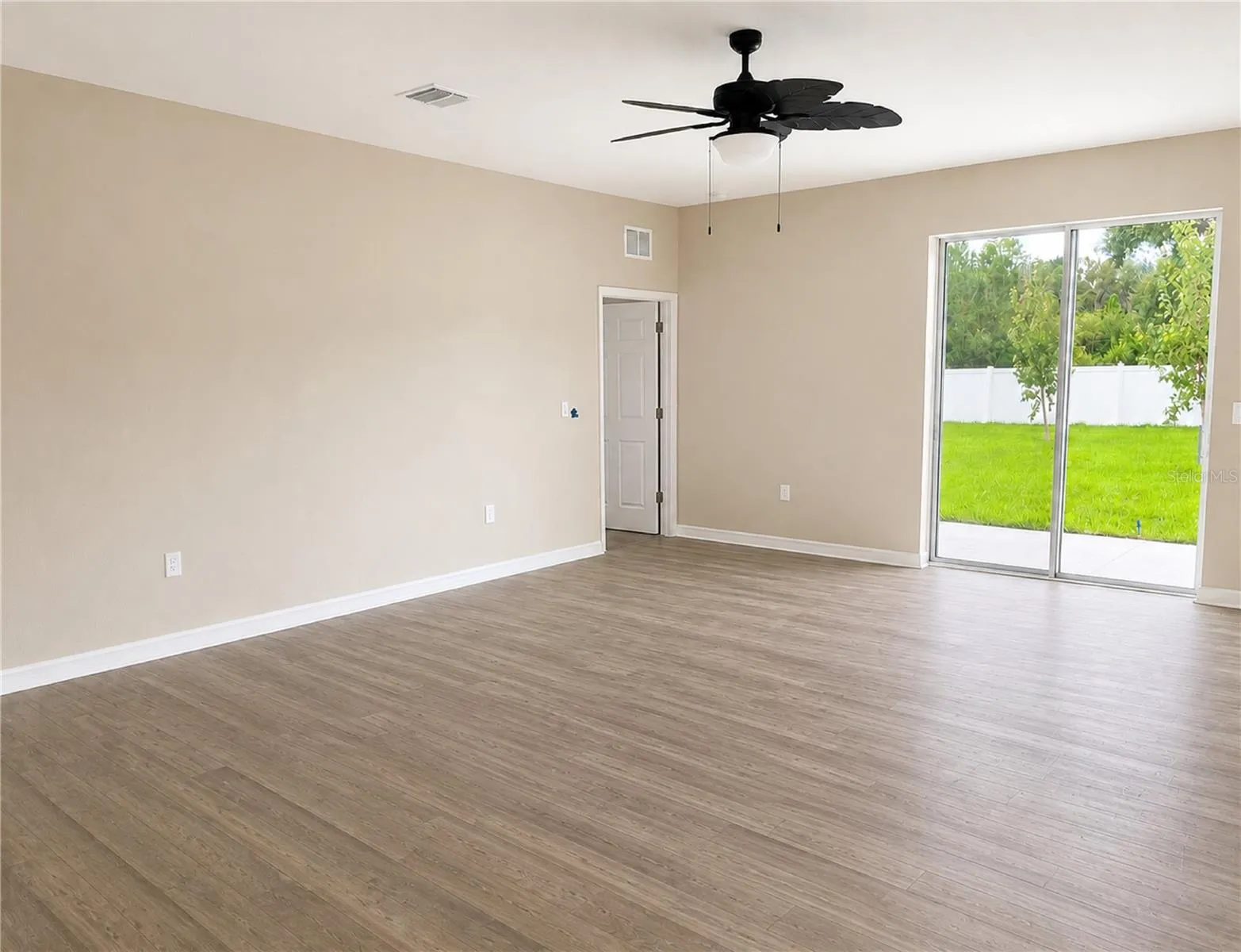 411 Shannon Estates Ct, Plant City, Florida 33563 — photo 7