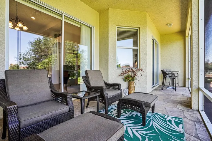 Water View- Screened-In Lanai
