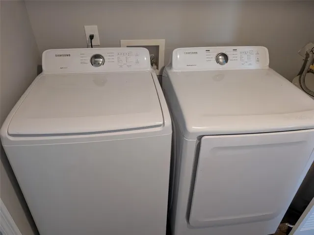 Samsung Wahser/Dryer