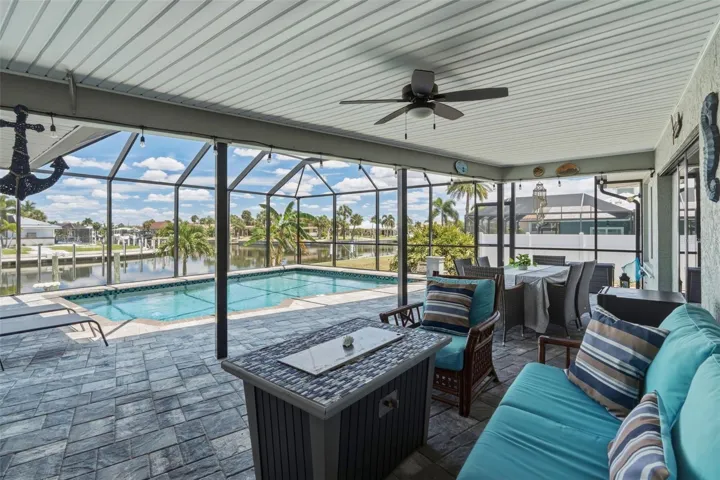 Rear Lanai