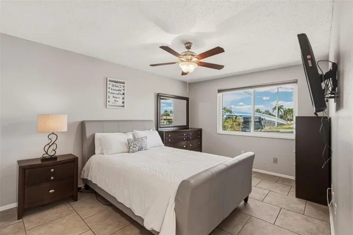 Guest Room 1