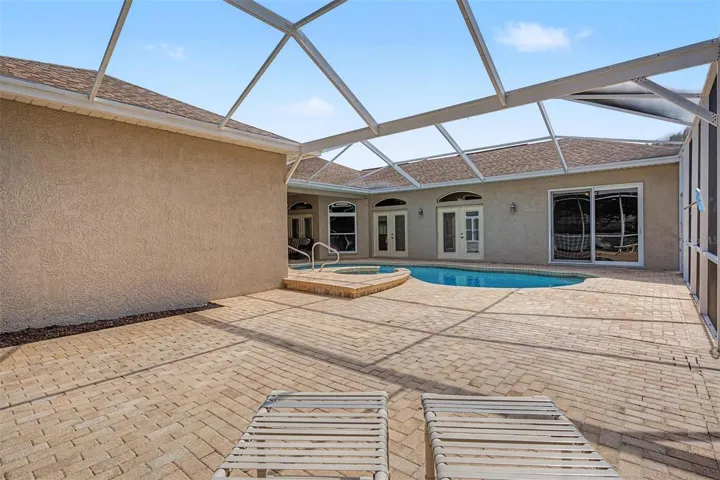 Extended paver pool deck
