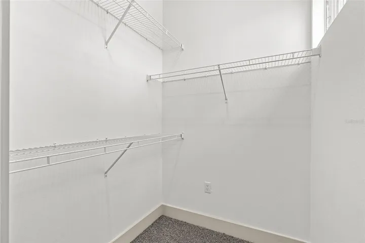 Walk in closet
