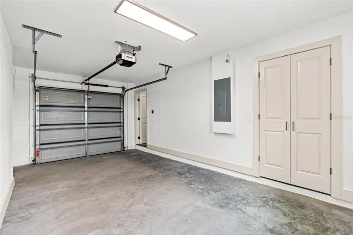Garage 2 for guest unit with storage