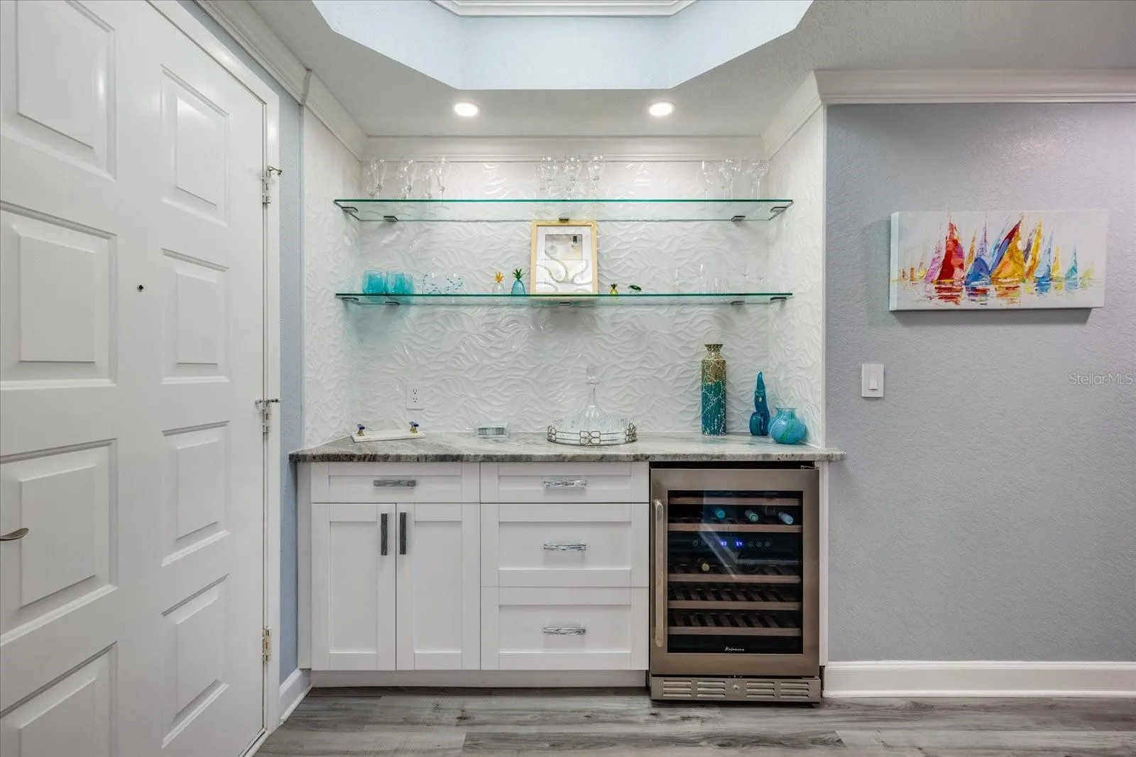 Dry Bar area with wine refrigerator