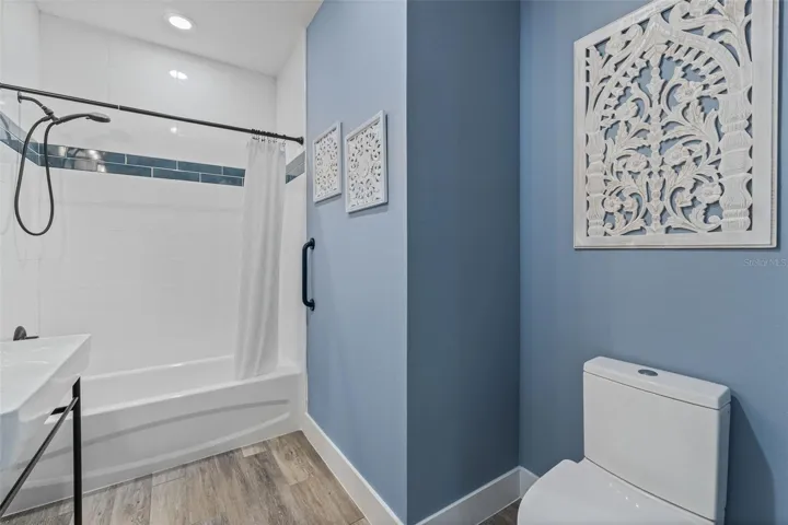 Interior Photos of previous model sold same basic floor plan. Some features may have been changed.