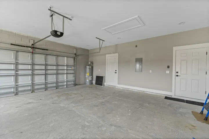 Interior Photos of previous model sold same basic floor plan. Some features may have been changed.