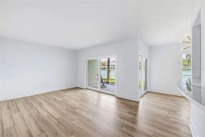 living/ dining room