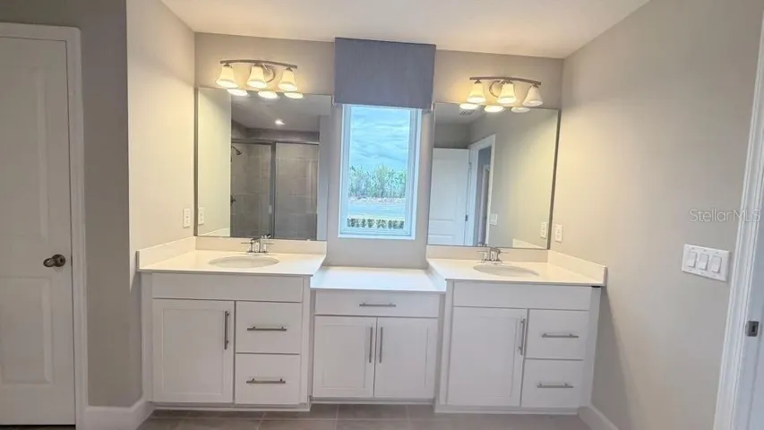 Primary en suite