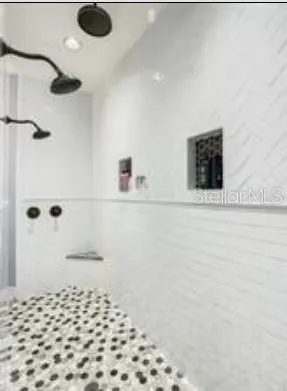 Masterbath Shower