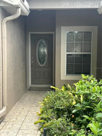 sentrikey and lockbox on front door
