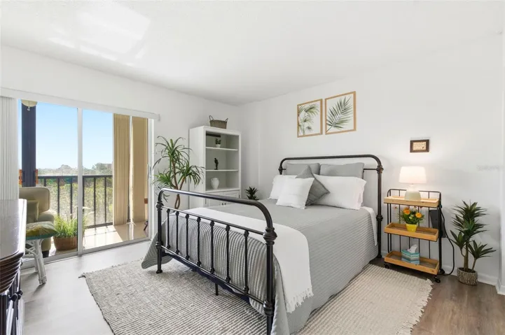 Bedroom 2 with balcony