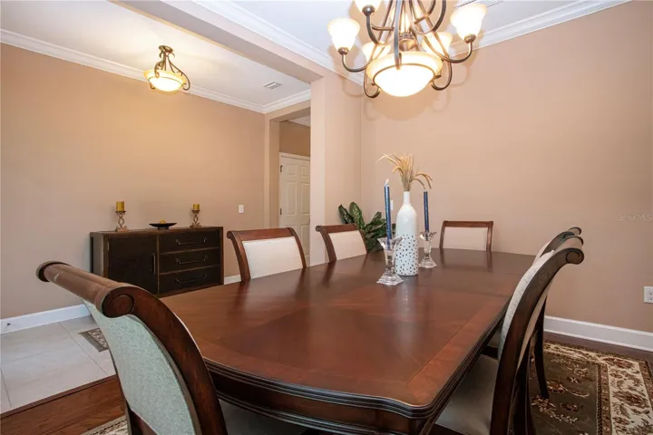 Dining Rm