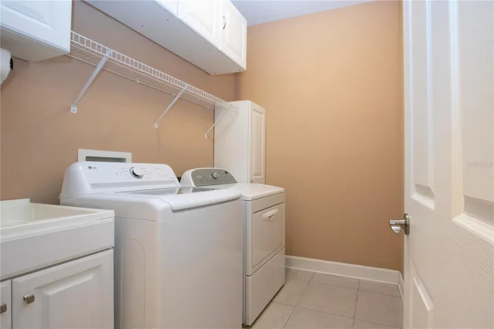 Laundry Rm