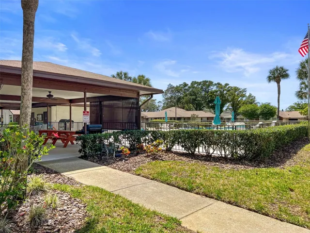 Clubhouse/Pool
