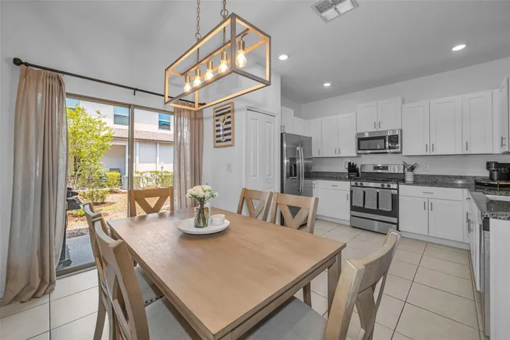 Spacious Dining Area