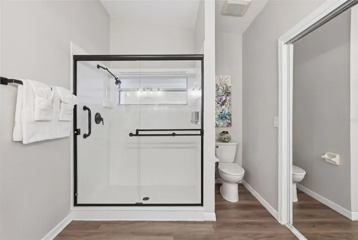 MASTER BATH SHOWER