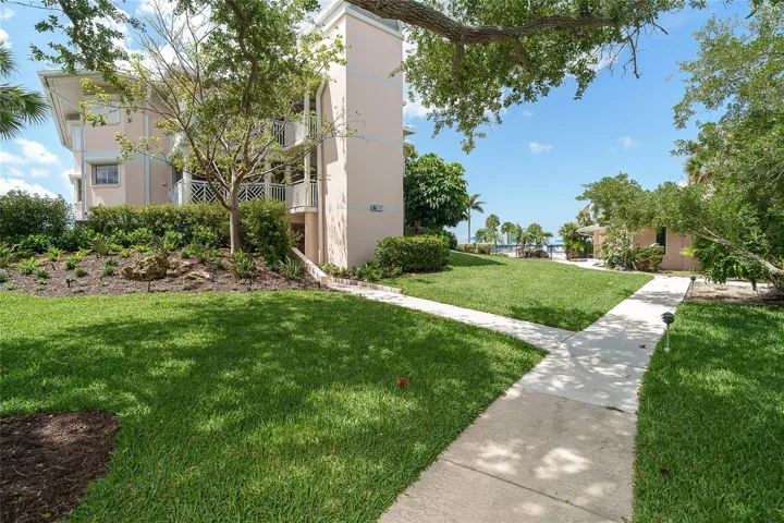 Path to Bldg 1 and Main Clubhouse