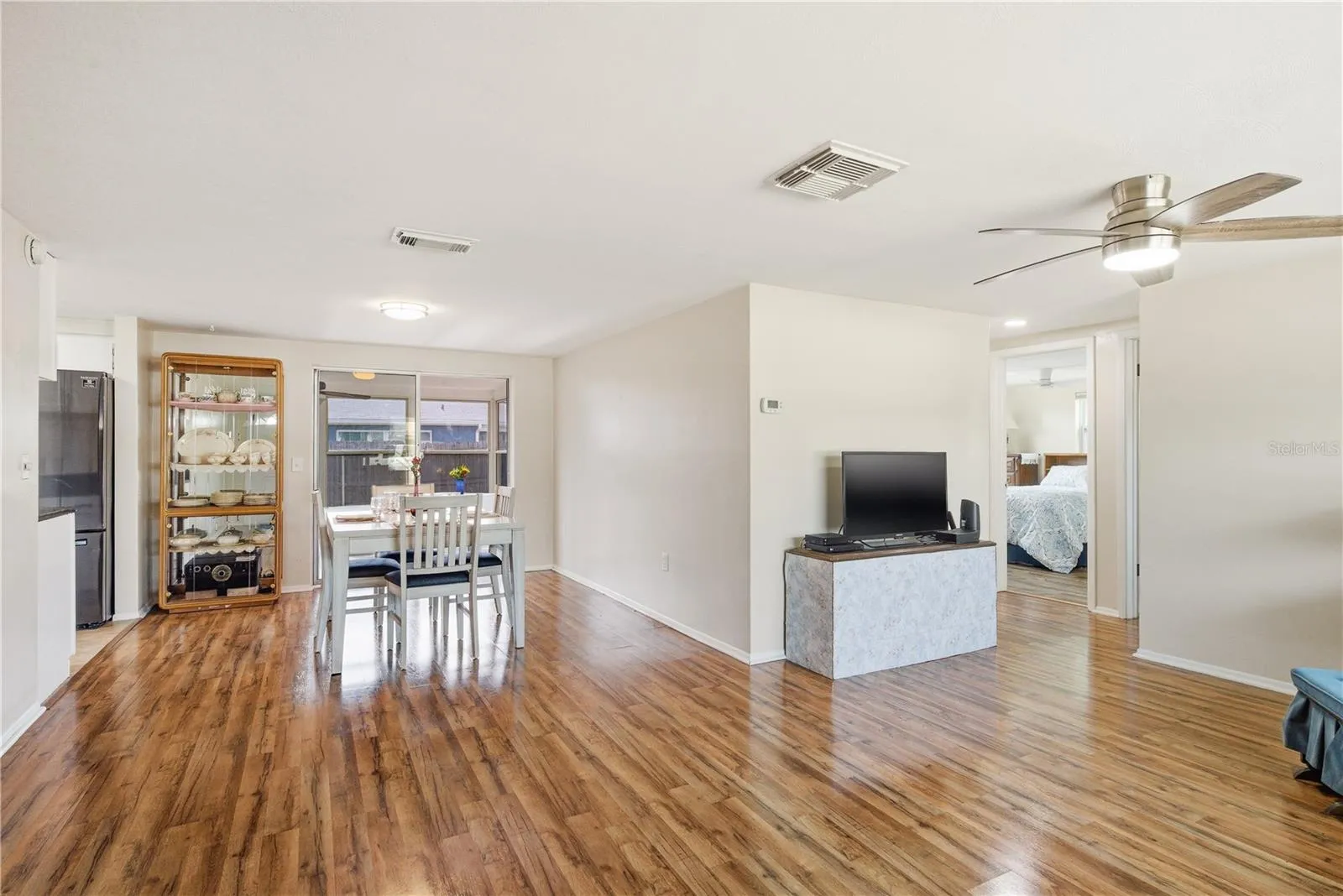 Living & Dining Area