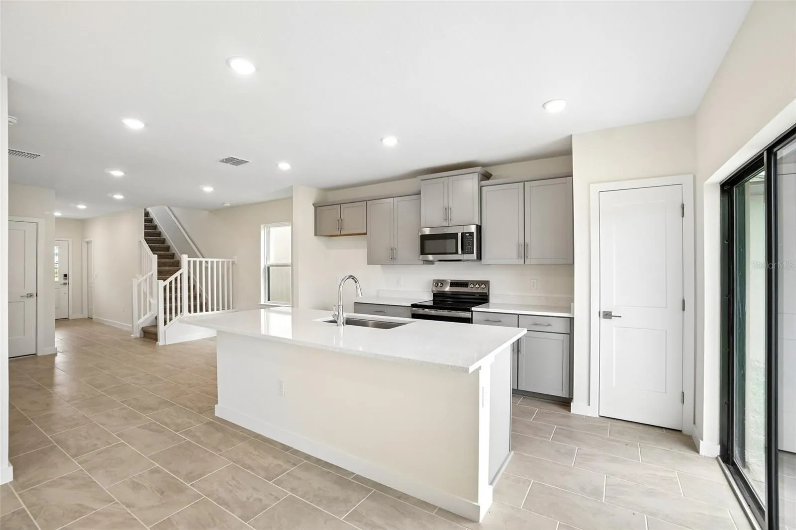 3237 Cup Dr, Lakeland, Florida 33803 — photo 9