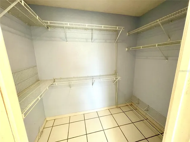 Walk-in closet