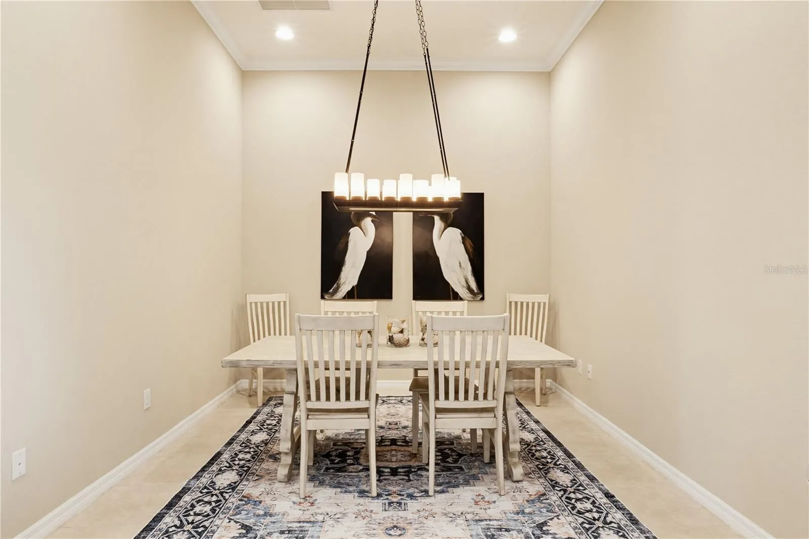 Dining/flex room