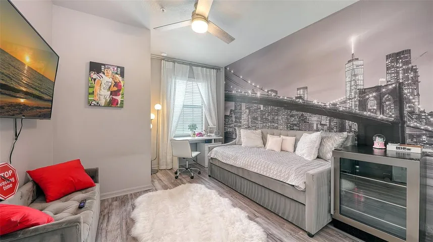 Guest bedroom 2