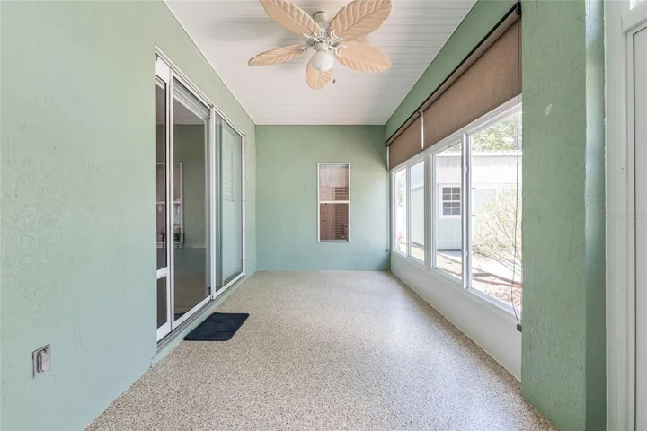 Enclosed lanai