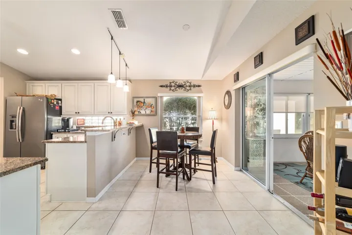 Breakfast area off of kitchen