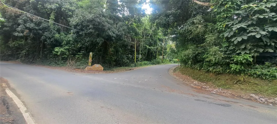 Entrance from PR191