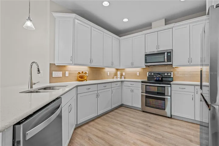 42" Cabinets with Crown Detailing