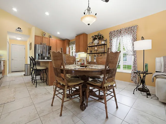 Kitchen with dinette