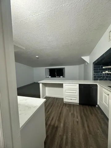 Upper Unit