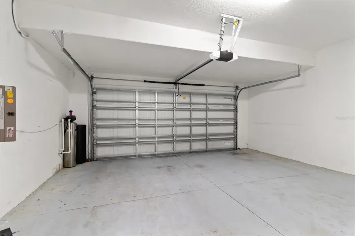nice and clean attached 2 car garage