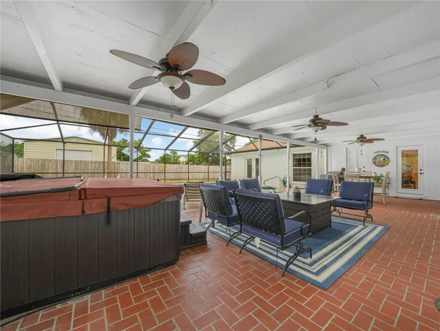 jacuzzi included