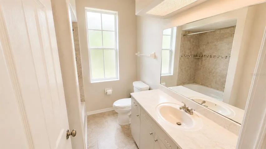 2nd bathroom