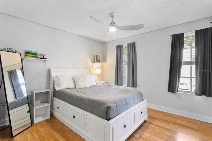 2nd bedroom