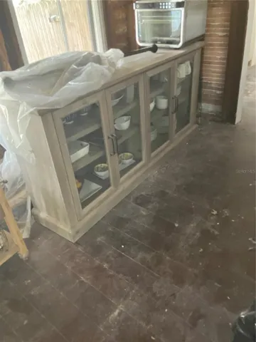 Buffet shows this space is larger than it looks.
