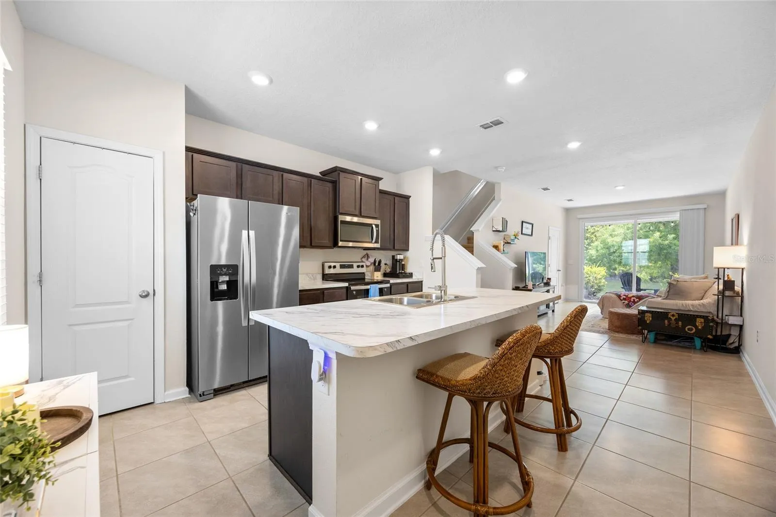 kitchen/island