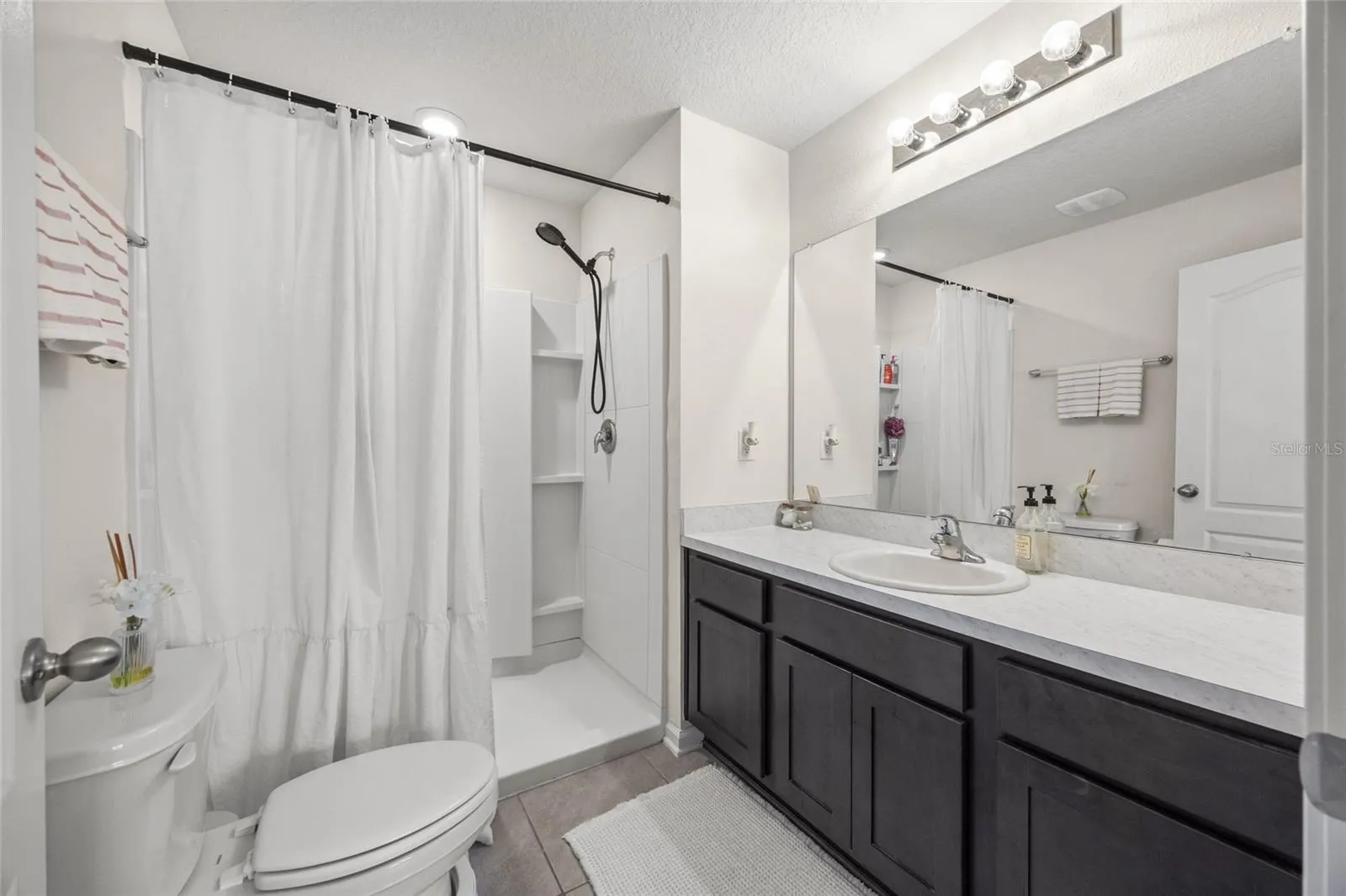 primary bath 1