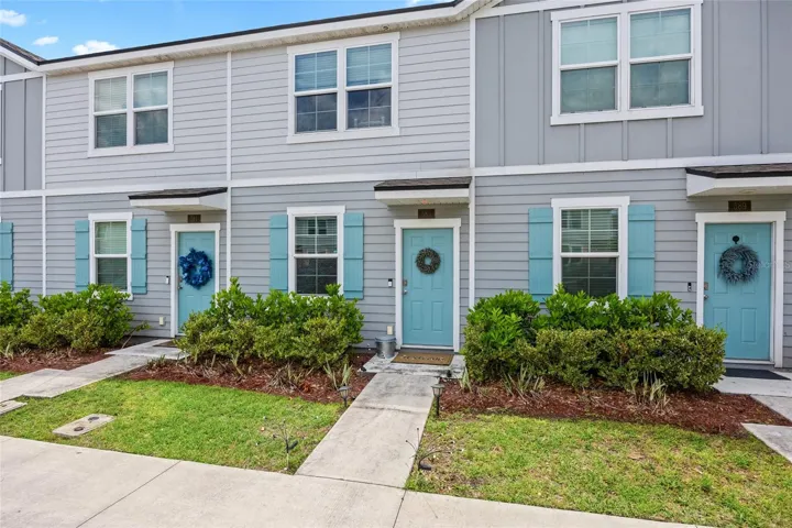 townhome entrance