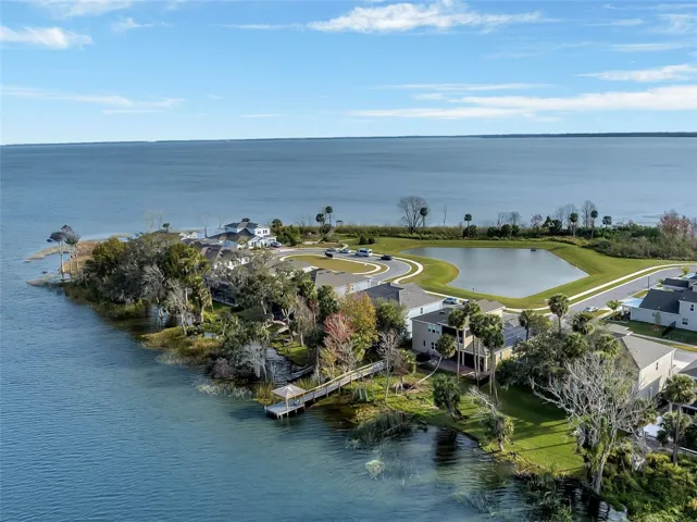 Community Waterfront Point