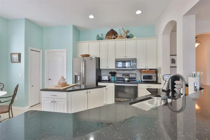 Sparkling clean and bright, with high ceilings, it has a very contemporary feeling.