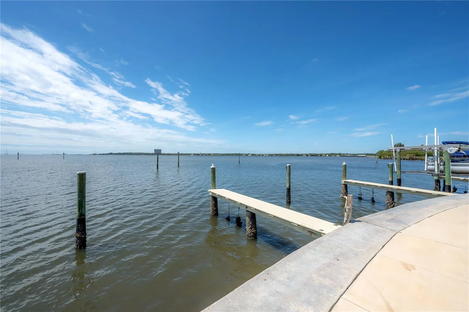 Slip 28 offers superior channel access